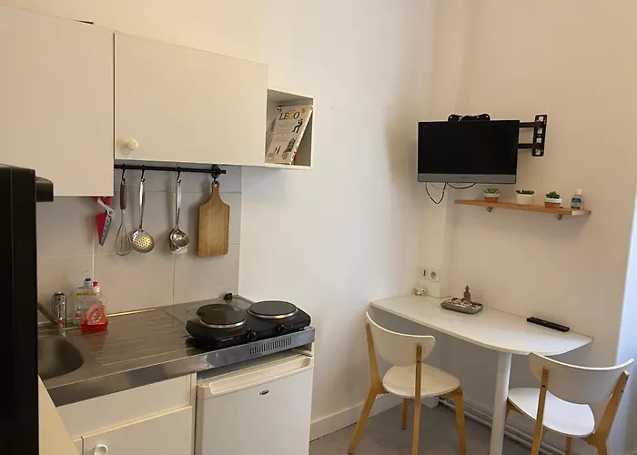 Studio Centre Ville Avec Ascenseur 3Min Des Thermes